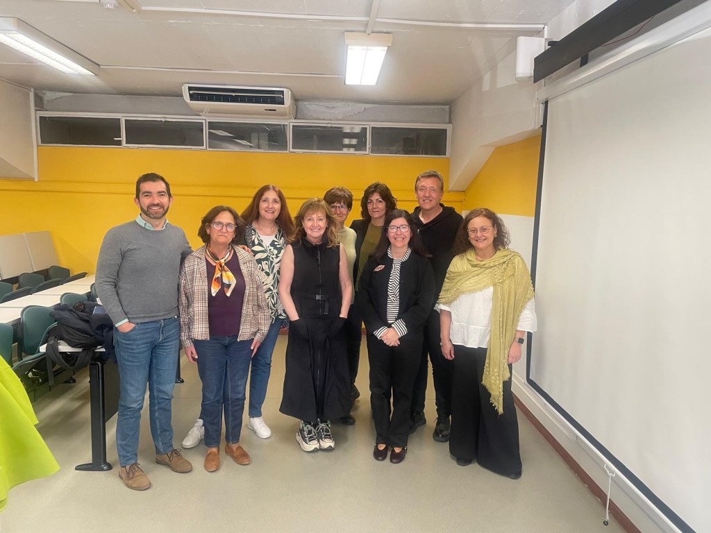 39a104be-6a3b-4fb3-99ba-d251a069784d